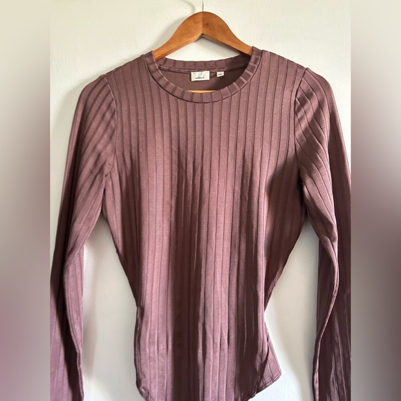 Aritzia Wilfred Mauve Maincy Open Back Long Sleeve Bodysuit Size Large EUC - Picture 3 of 8